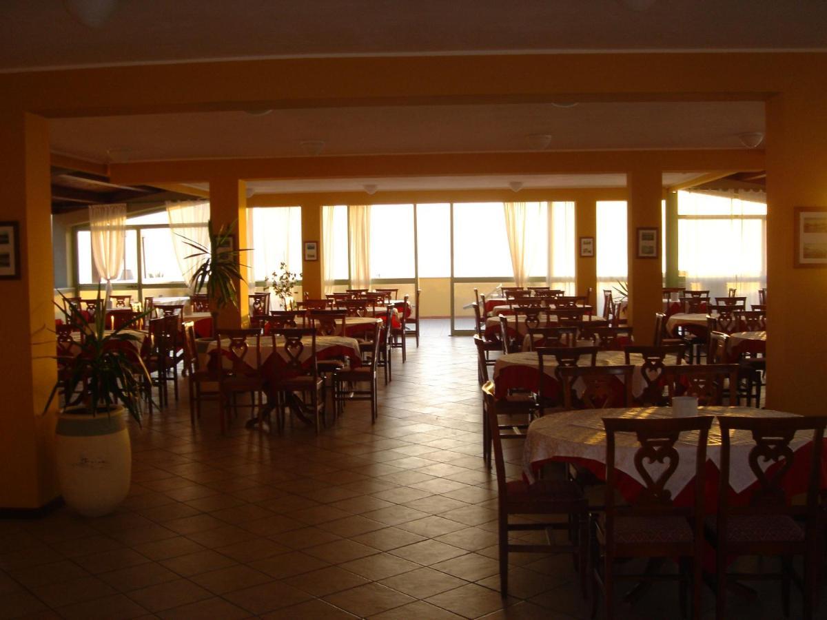 Malaspina Hotel & Resort Bosa Exterior photo